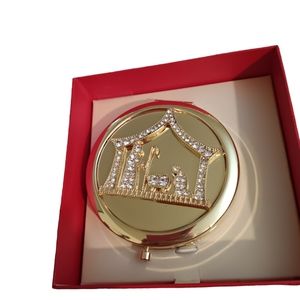 MONET..Ladies compact magnifying mirror.....